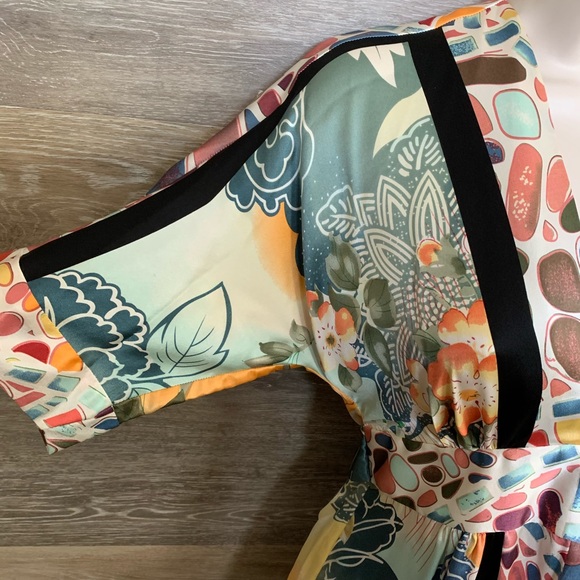 Kimono style silk dress by Single - Picture 7 of 11